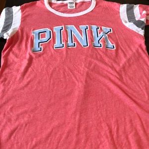 PINK VS Tee, Campus
